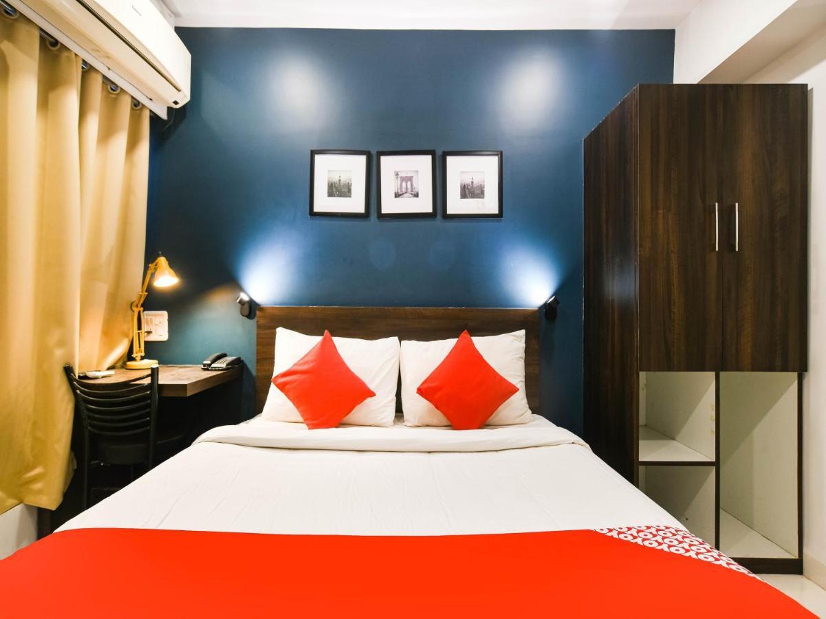 Oyo 77003 Shine 3* Indore